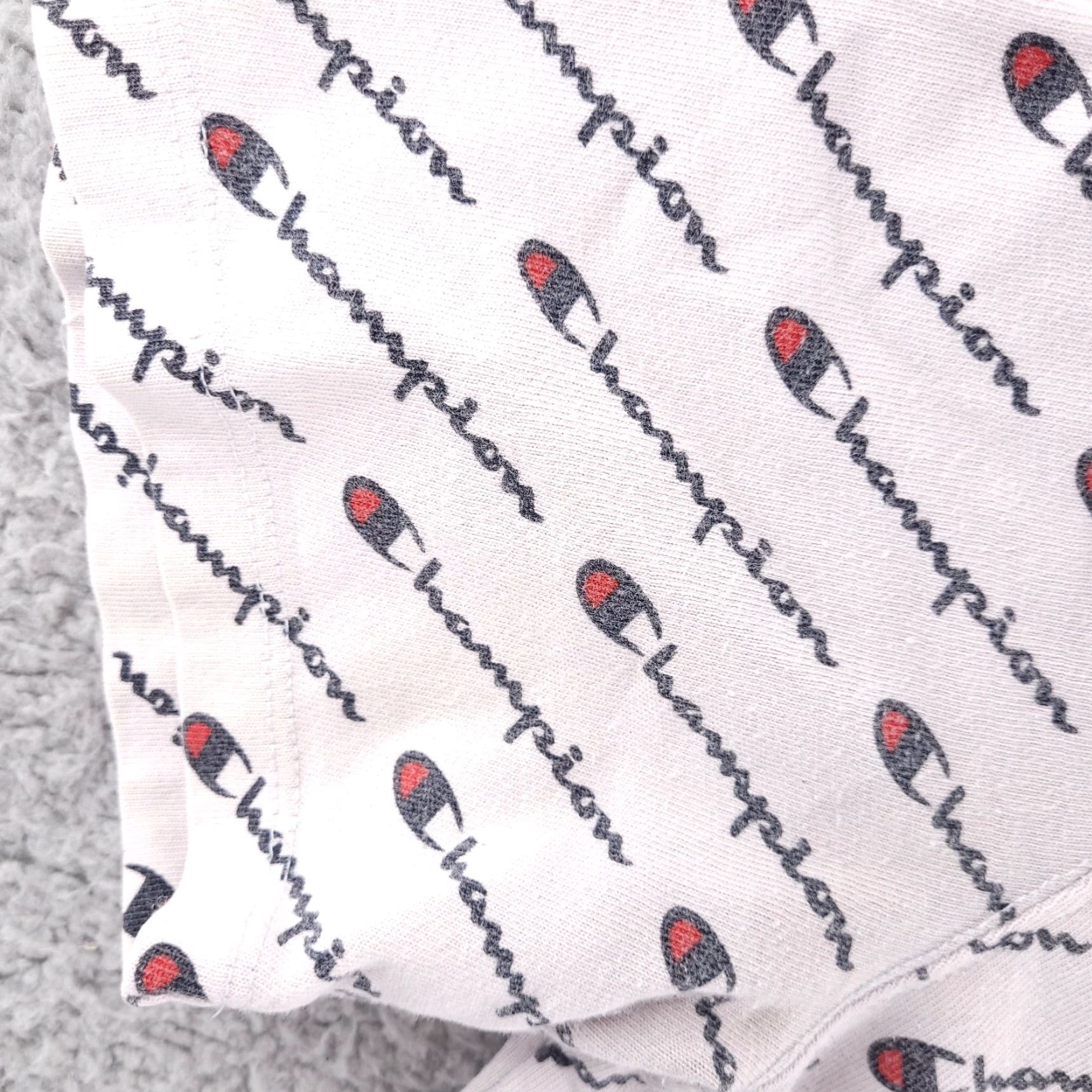 Champion Vintage Champion Logo Shirt Mens Small All Over Graphic Short Sleeve Tee Size US S / EU 44-46 / 1 - 3 Thumbnail