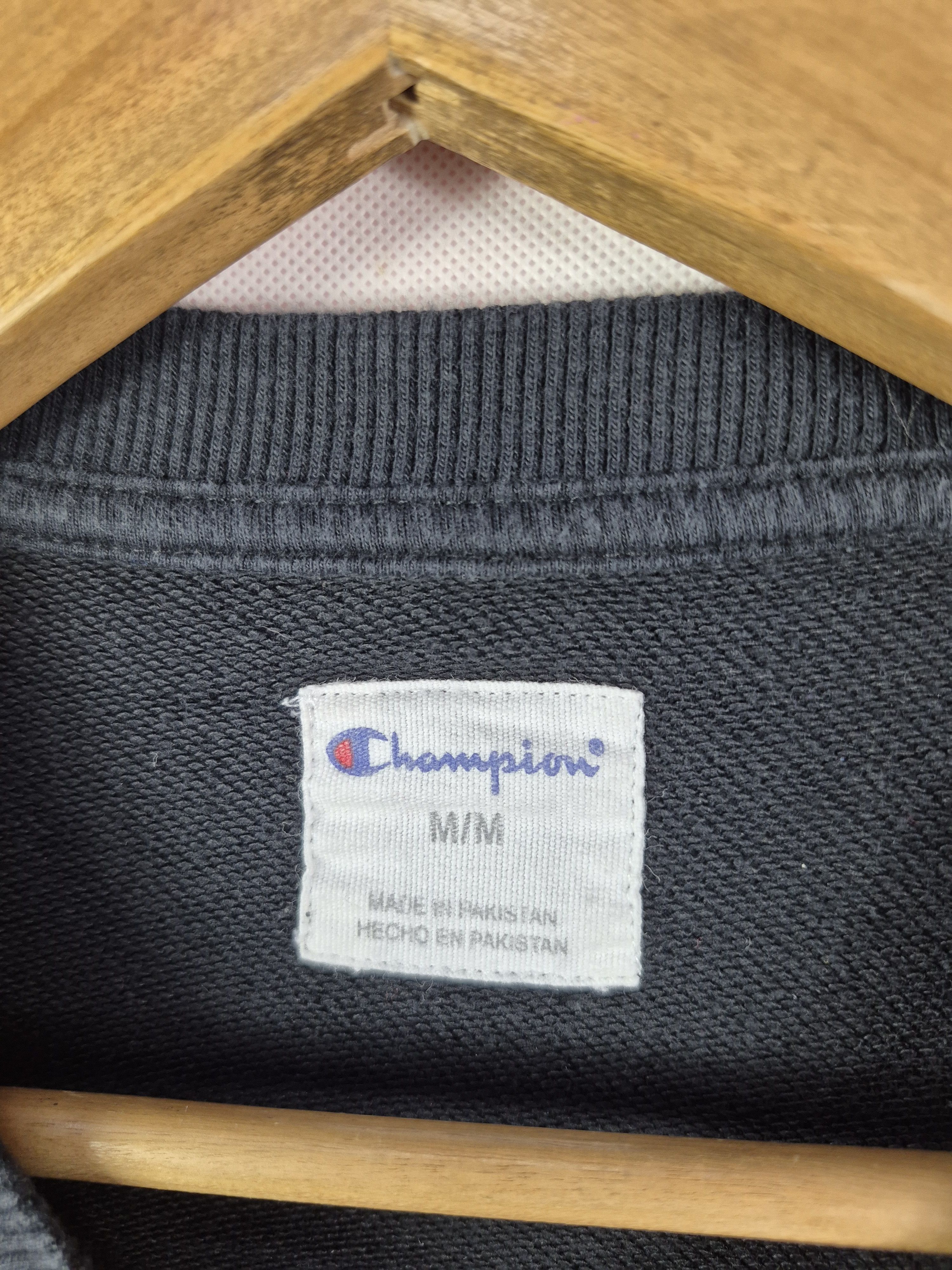 Champion 🔥 Champion Small Logo Sweatshirt Jumper Pullover Size US M / EU 48-50 / 2 - 7 Thumbnail