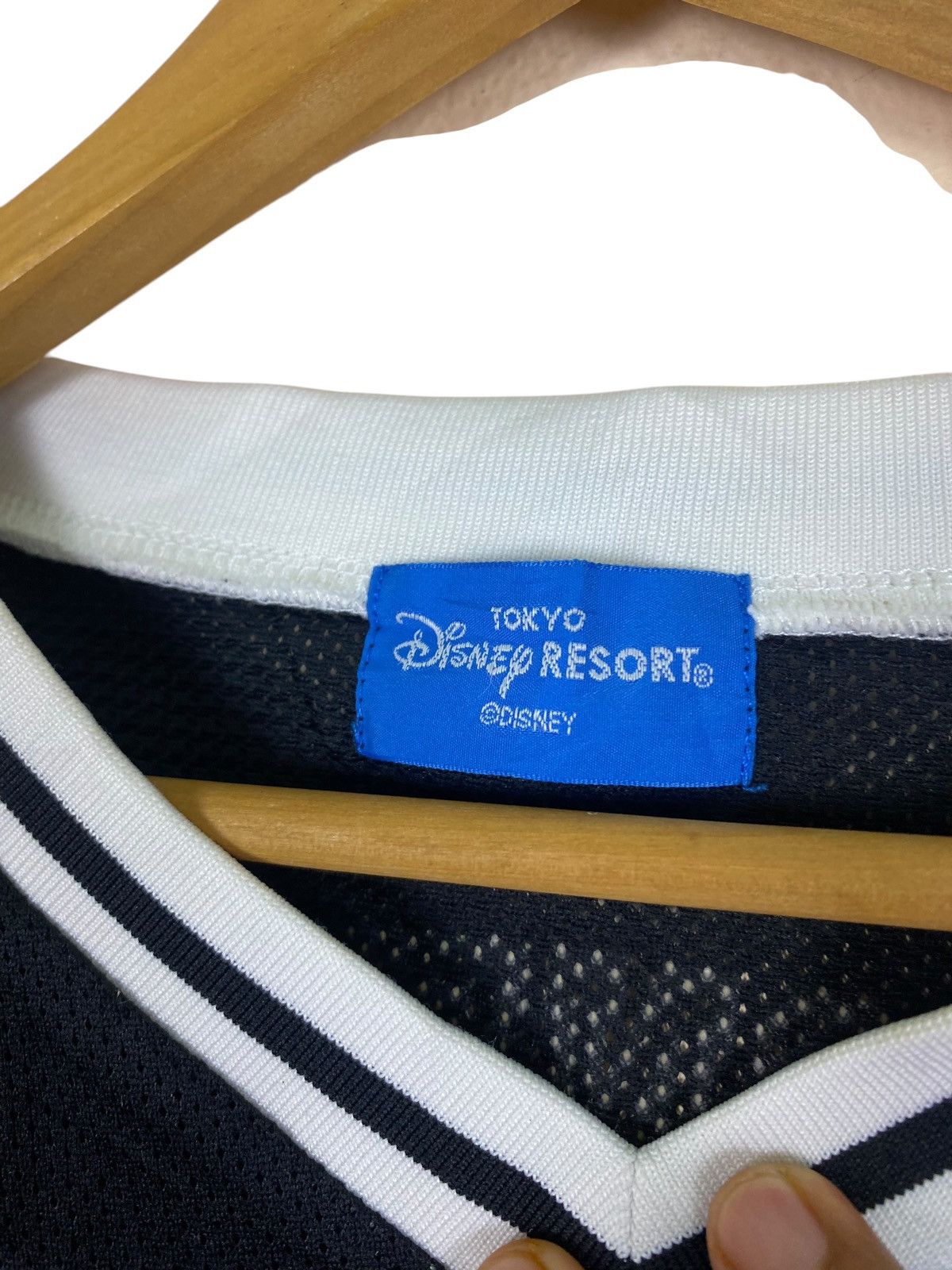 Disney Tokyo Disney Resort Exclusive Mickey Mouse Jersey Size US XL / EU 56 / 4 - 7 Thumbnail