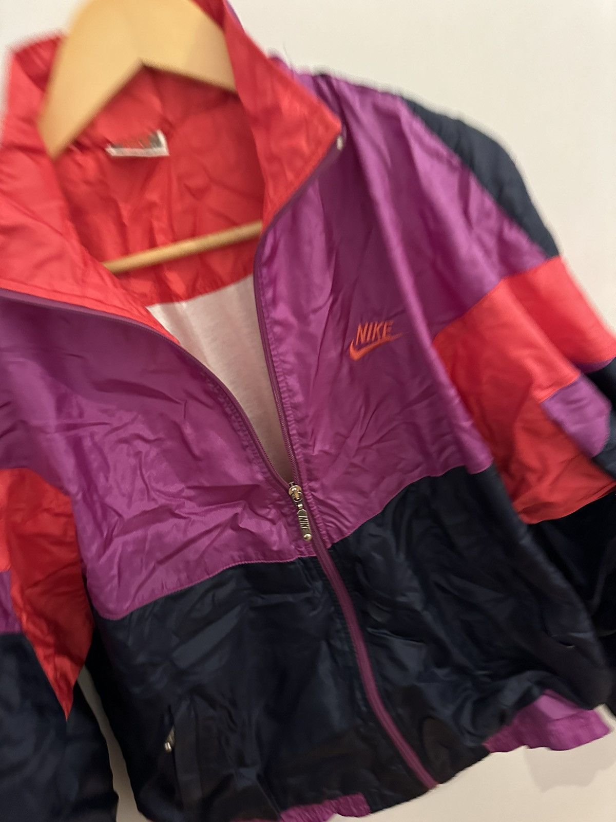 Nike Nike Jacket Windbreaker Size S Vintage Jacke Retro Size US S / EU 44-46 / 1 - 4 Thumbnail