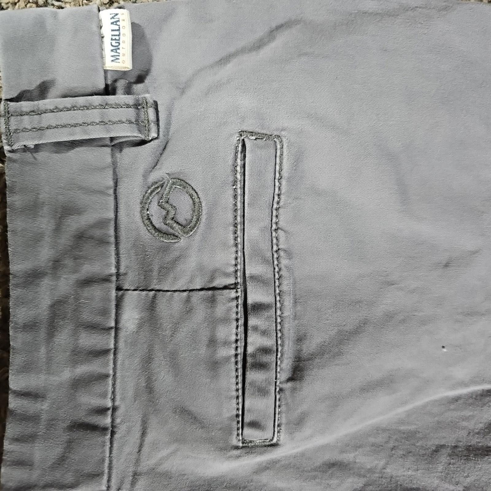 Other Magellan Outdoors Bermuda Shorts Women's Size 10 Gray Size 32" / US 10 / IT 46 - 8 Thumbnail