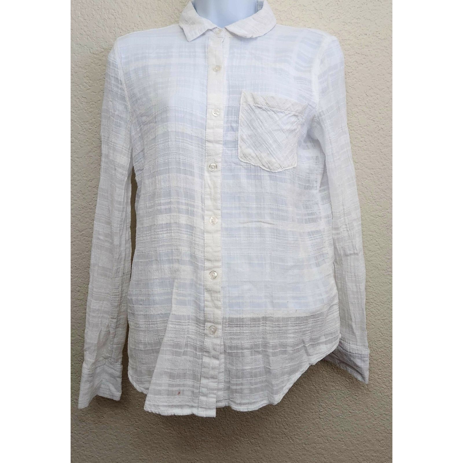 Aeropostale Aeropostale White Sheer Woven Material Button Up Top Medium Size M / US 6-8 / IT 42-44 - 1 Thumbnail