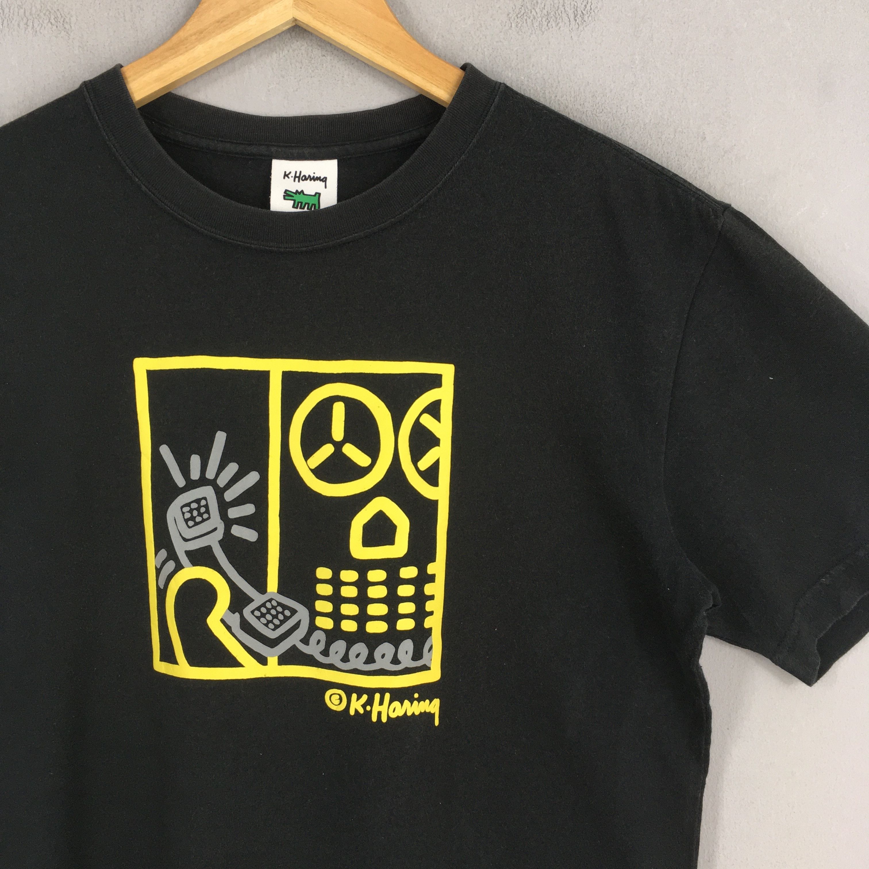Keith Haring × Vintage 90s Keith Haring Telephone Pop Art Lithographs Tshirt M Size US M / EU 48-50 / 2 - 2 Thumbnail