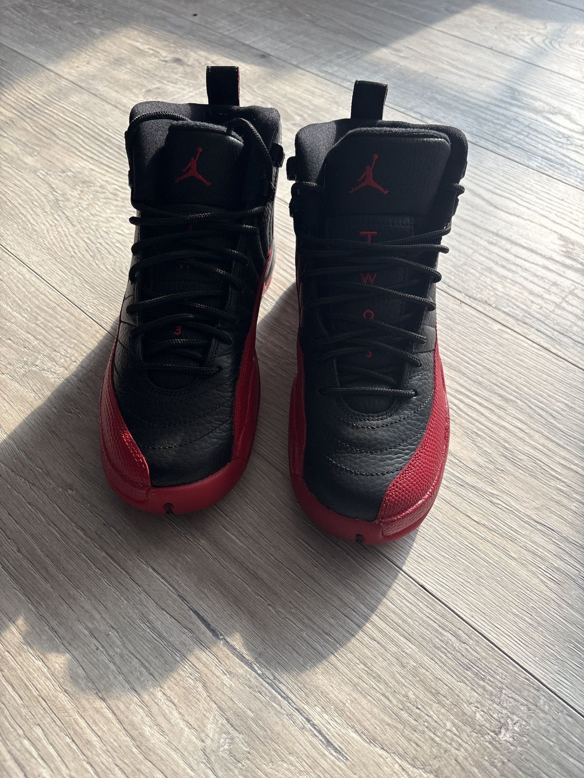 Jordan Brand Jordan 12 ‘flu game’ 2015 pair 100% authentic w/ Orginal box Size US 6 / EU 39 - 7 Thumbnail