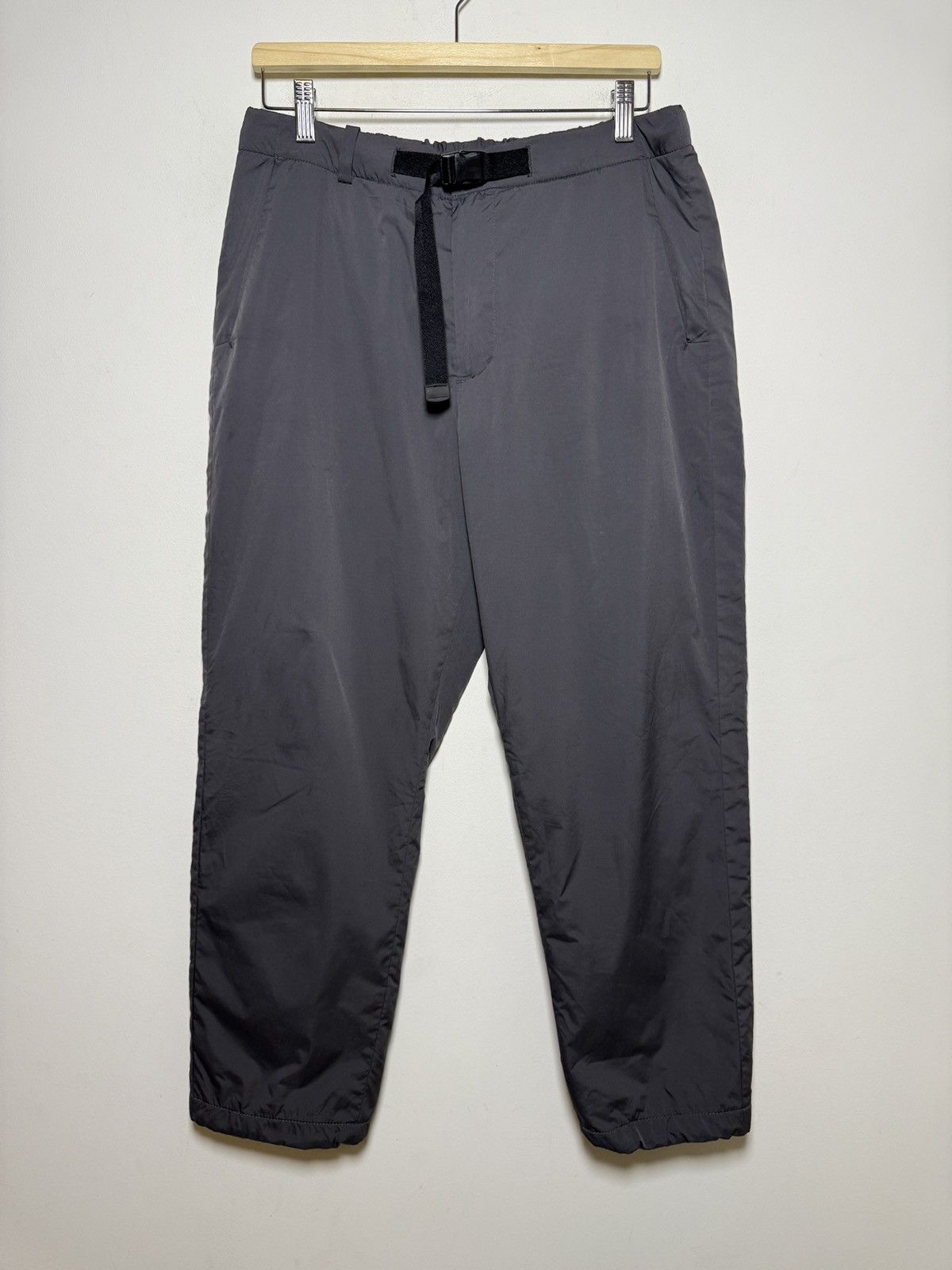 Uniqlo vintage uniqlo warm tech pants Size US 32 / EU 48 - 1 Thumbnail