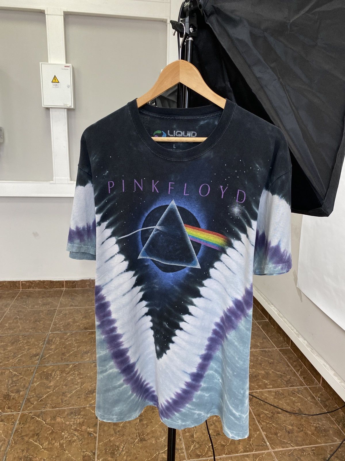 Liquid Blue Vintage Y2K Pink Floyd The Dark Side Of The Moon T-Shirt Size US L / EU 52-54 / 3 - 1 Thumbnail