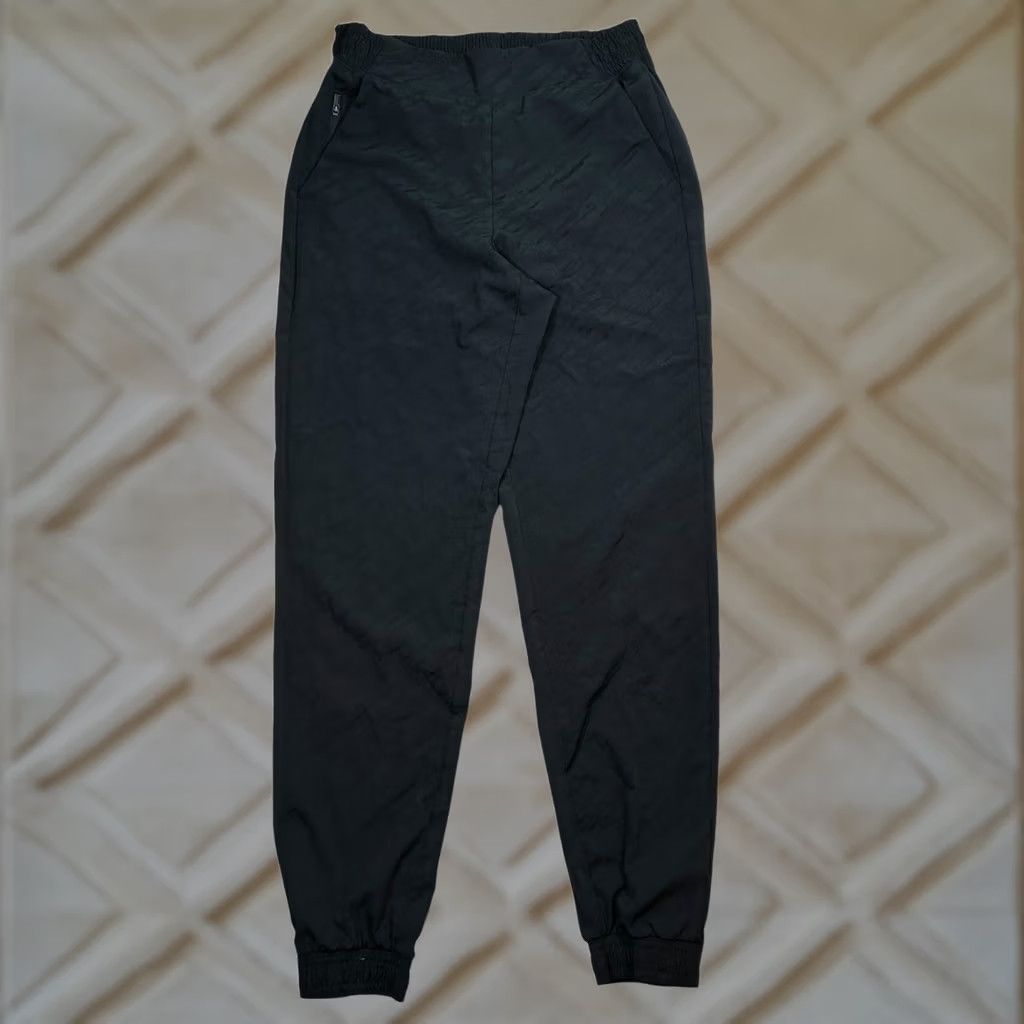 Athleta Athleta Brooklyn Textured Jogger Pants Lightweight Black Womens 4 Size 27" / US 4 / IT 40 - 1 Thumbnail