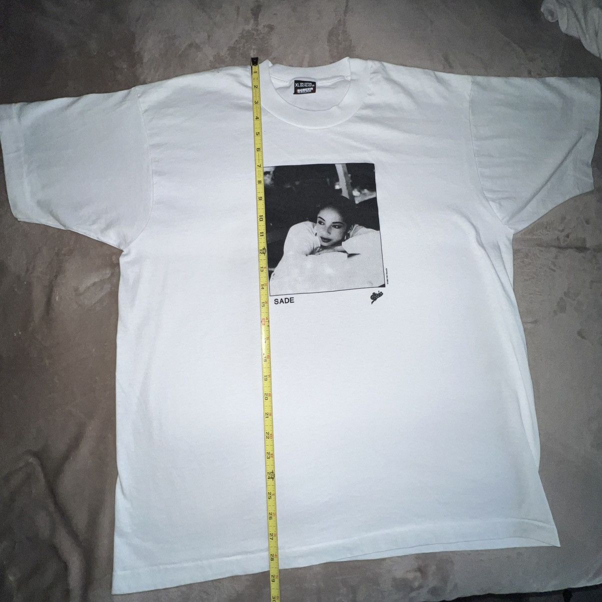 Vintage 80s VTG SADE - Epic Records T-Shirt Promo Size US XL / EU 56 / 4 - 11 Thumbnail