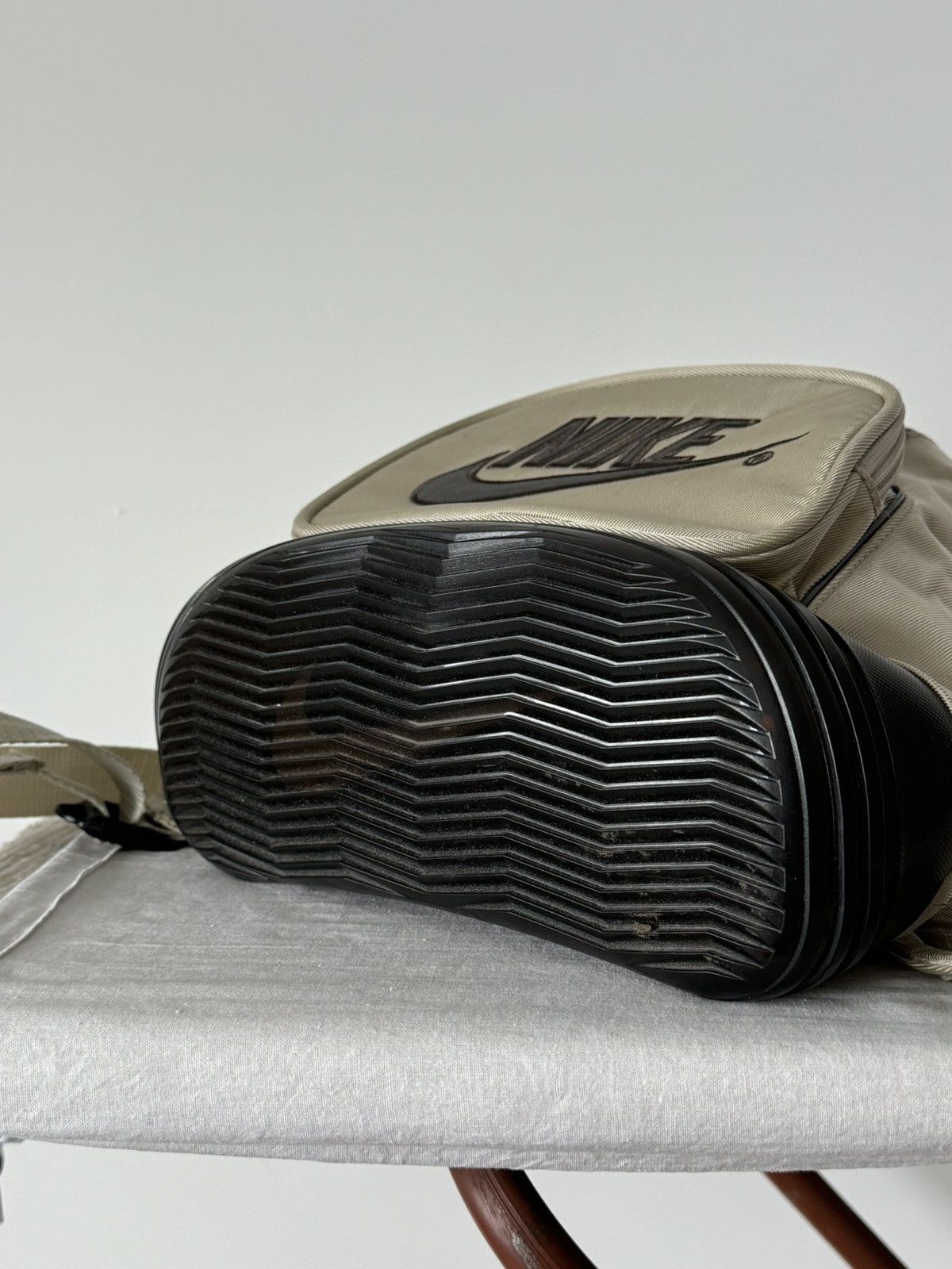 Nike × Vintage Vintage 90s Nike Mini Bubble Backpack Size ONE SIZE - 7 Thumbnail
