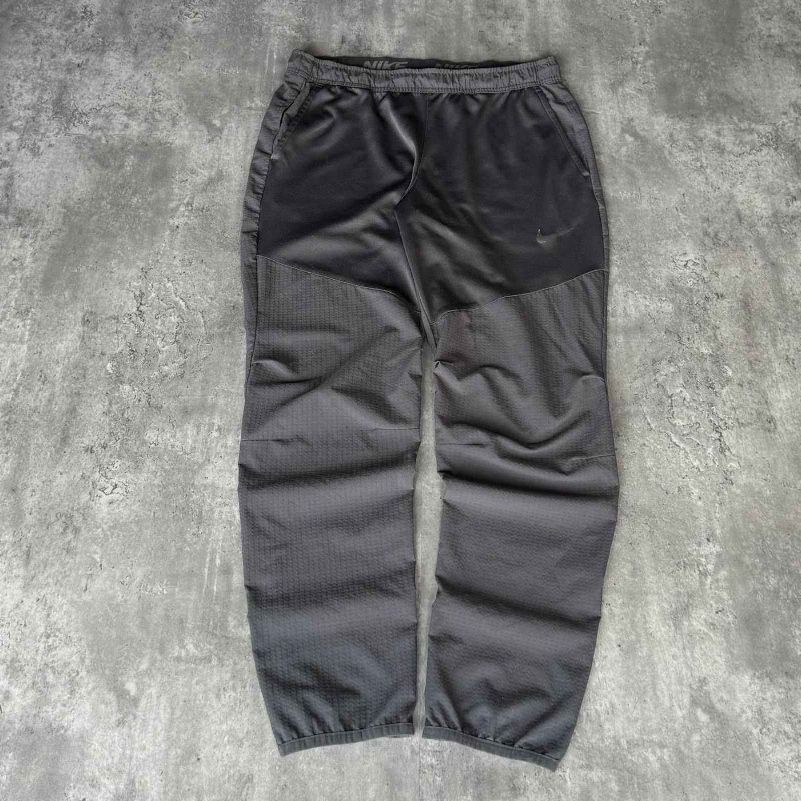 Nike × Nike ACG × Vintage Vintage Y2K Nike Tonal Grey Baggy Grunge Opium Sweatpants Size US 36 / EU 52 - 1 Thumbnail