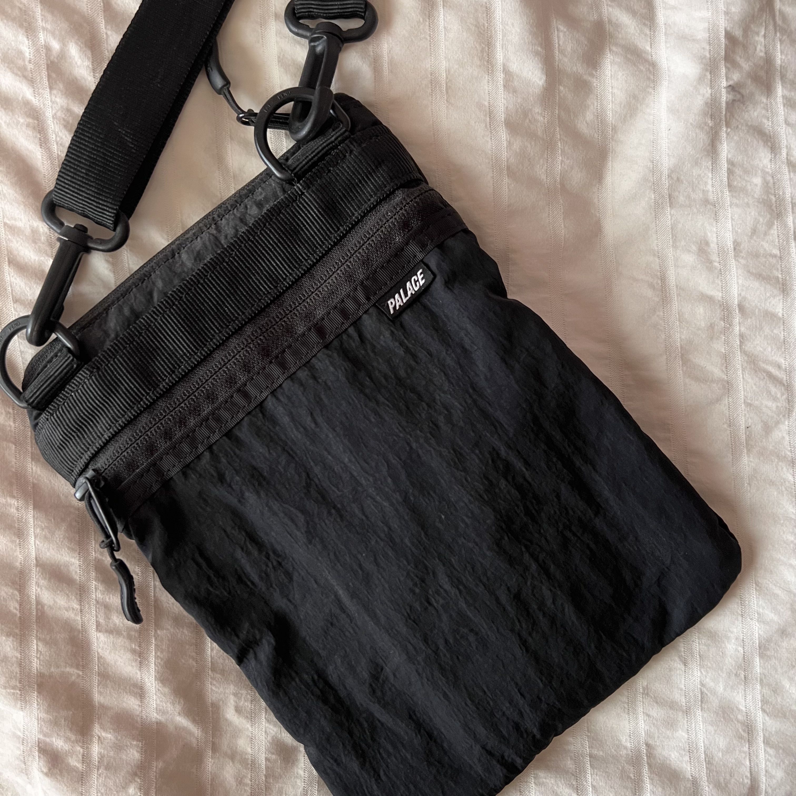 Palace Palace Skateboards Black Flat Sack/Shoulder Bag Size ONE SIZE - 5 Thumbnail