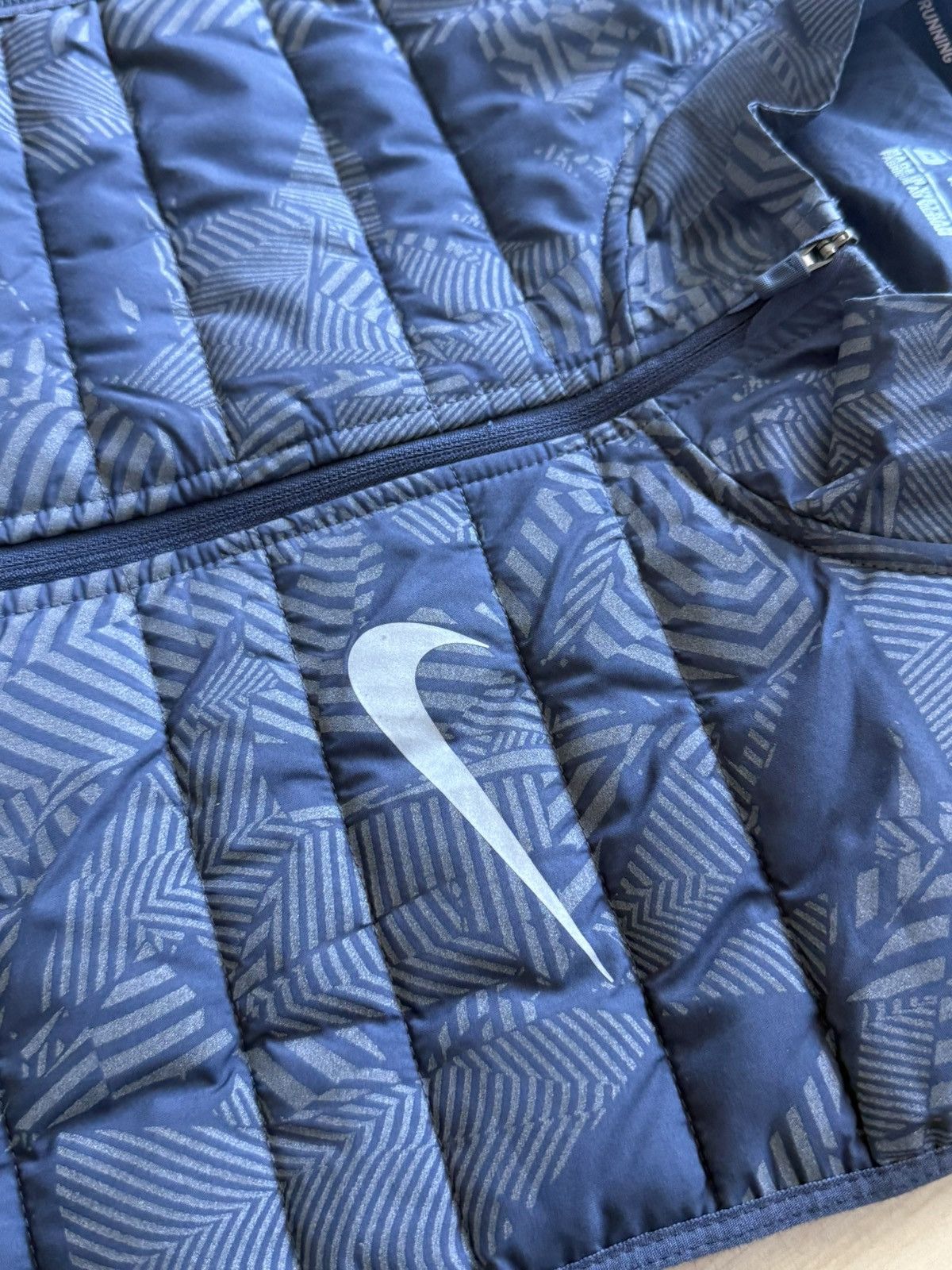 Nike Nike running flash reflective vest gilet Size US M / EU 48-50 / 2 - 6 Thumbnail