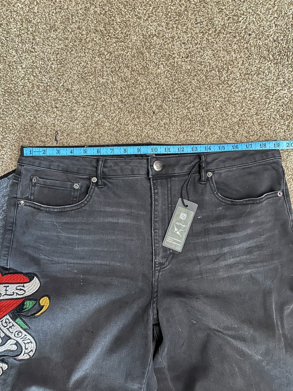 Christian Audigier × Ed Hardy × Japanese Brand Crazy Vintage Ed Hardy Wide Leg Baggy Pants Size US 38 / EU 54 - 2 Thumbnail
