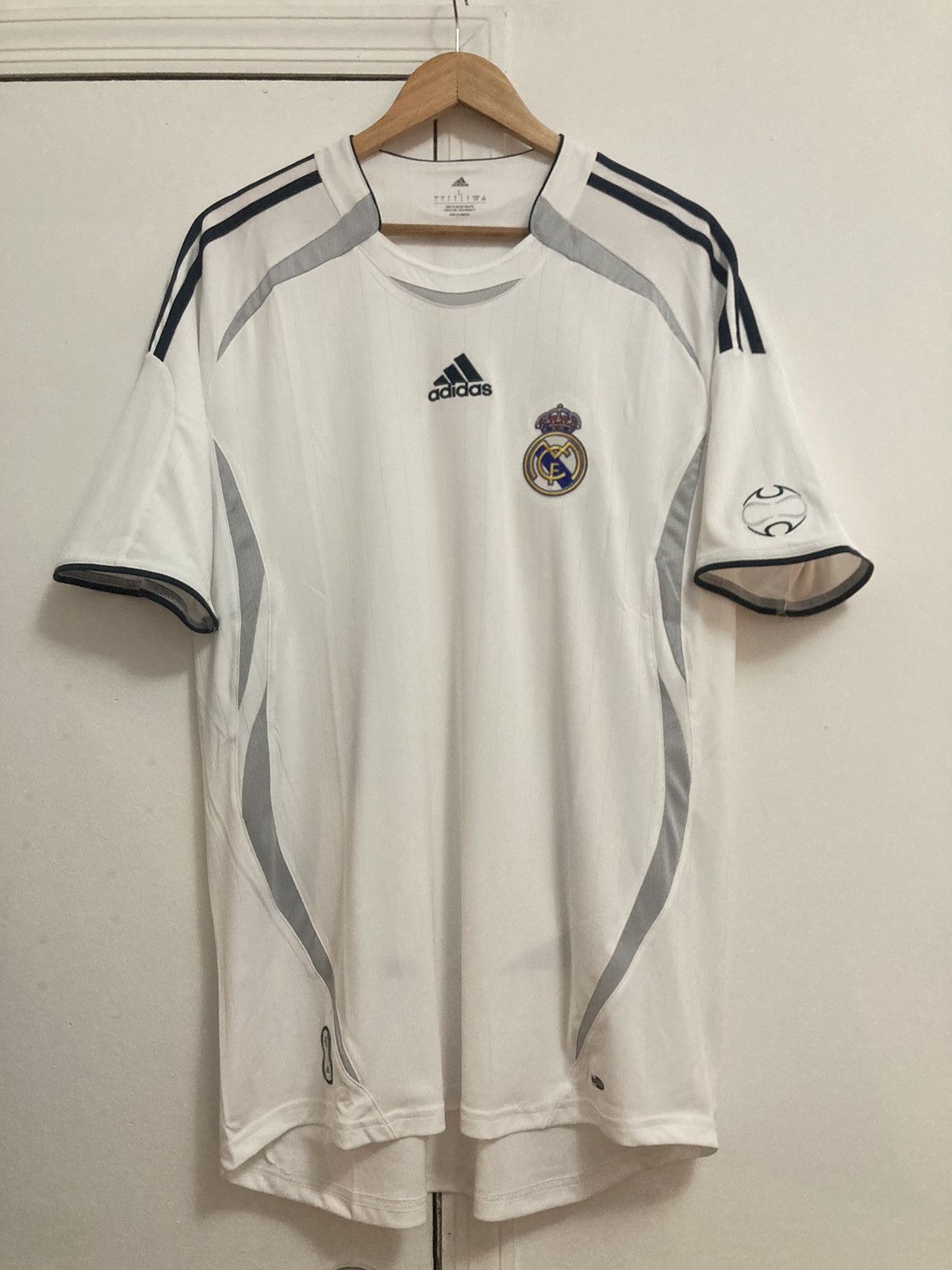 Adidas Real Madrid Teamgeist Jersey 2006/07 Large Size US L / EU 52-54 / 3 - 3 Thumbnail