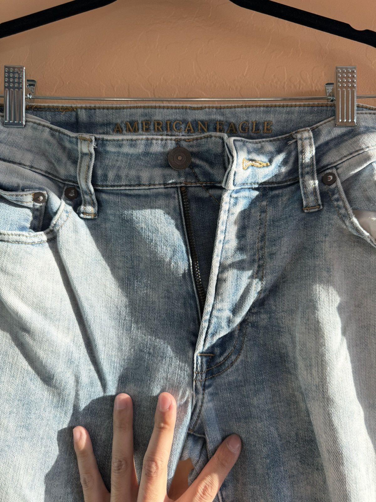 American Eagle Outfitters American Eagle Light Wash Distressed Hem Jeans - Size 29 Size US 29 - 3 Thumbnail