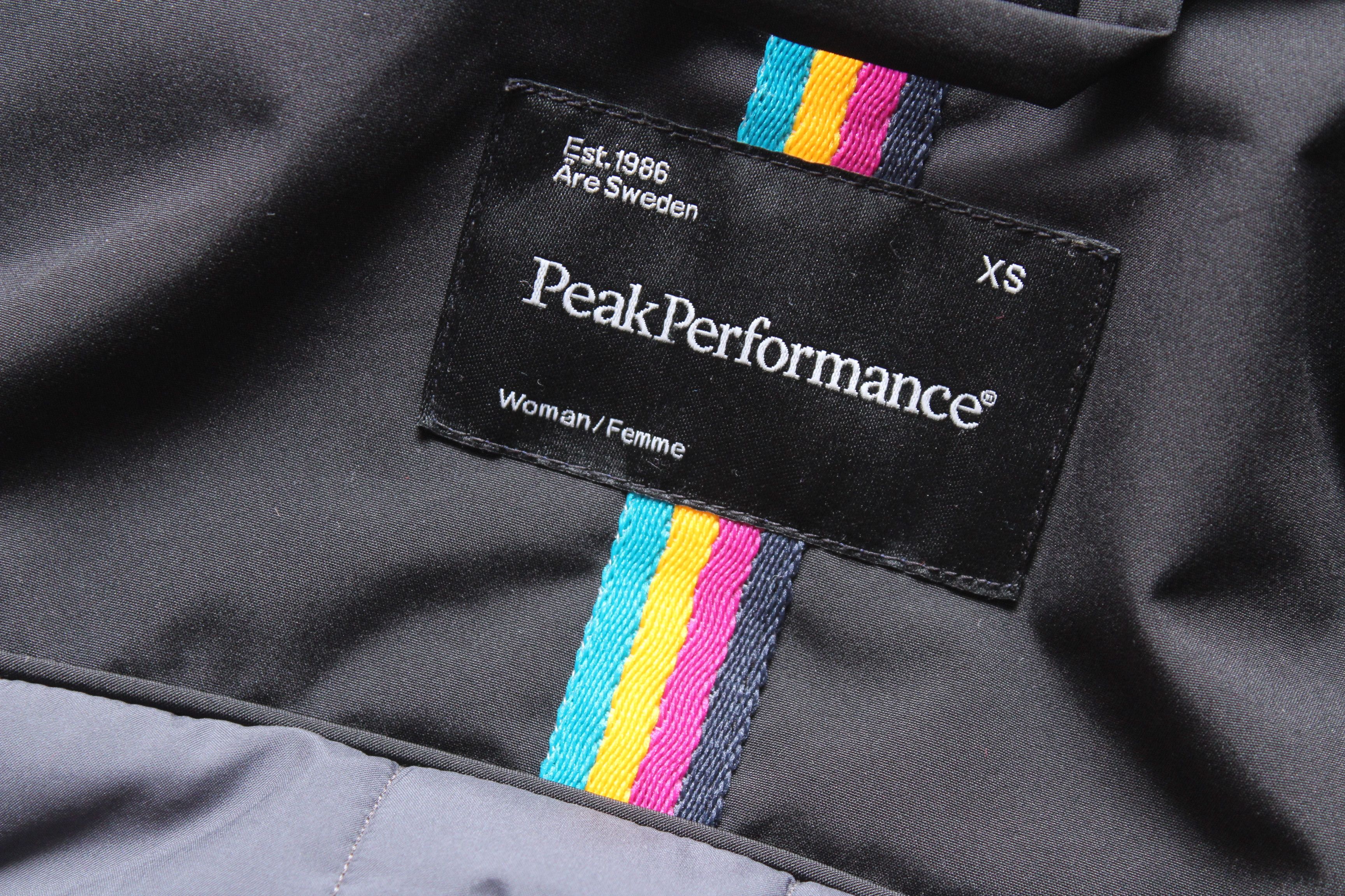 Goretex Peak Performance Anima Snowboard Jacket Womens Size XS Size XS / US 0-2 / IT 36-38 - 9 Thumbnail