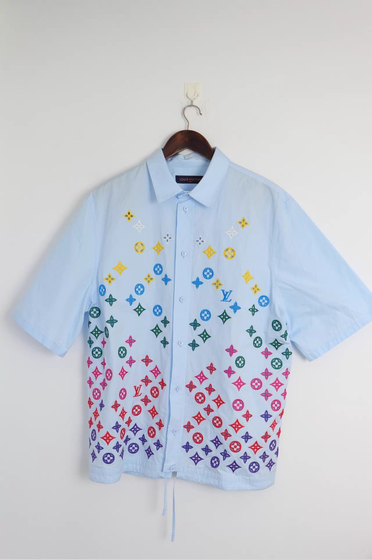Louis Vuitton LV 2025 SS Rainbow Embroidery Shirt XL 99 New Size US XL / EU 56 / 4 - 1 Thumbnail
