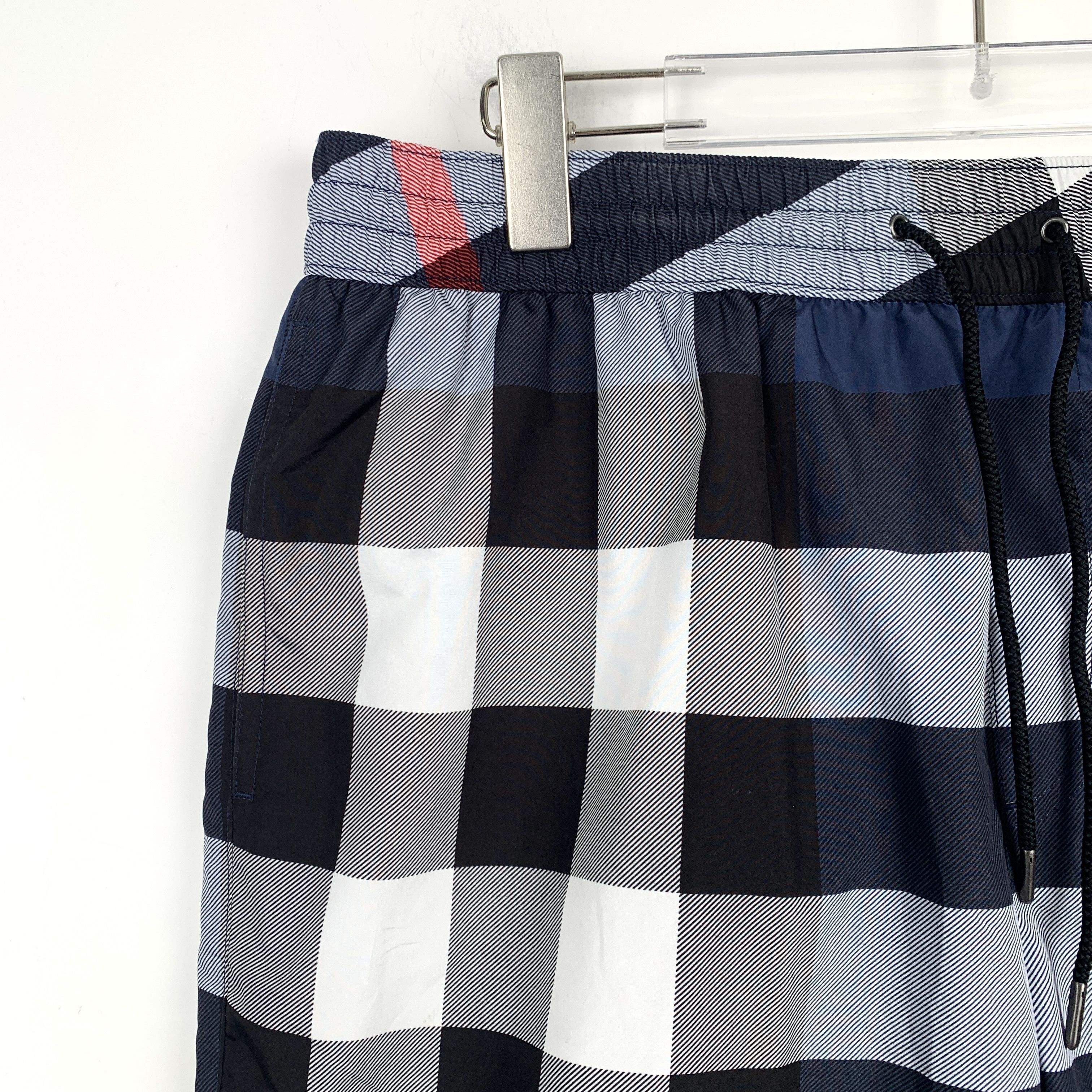 Burberry Burberry Shorts – Navy Check Straight-Leg Shorts (Size L) Size US 39 - 6 Thumbnail