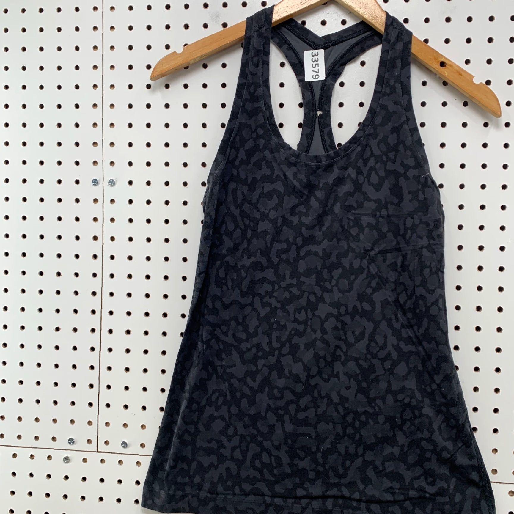 Lululemon Lululemon Active Tank Top Womens Small Black Leopard Racerback FITS 13X24 13X24 Size S / US 4 / IT 40 - 3 Thumbnail