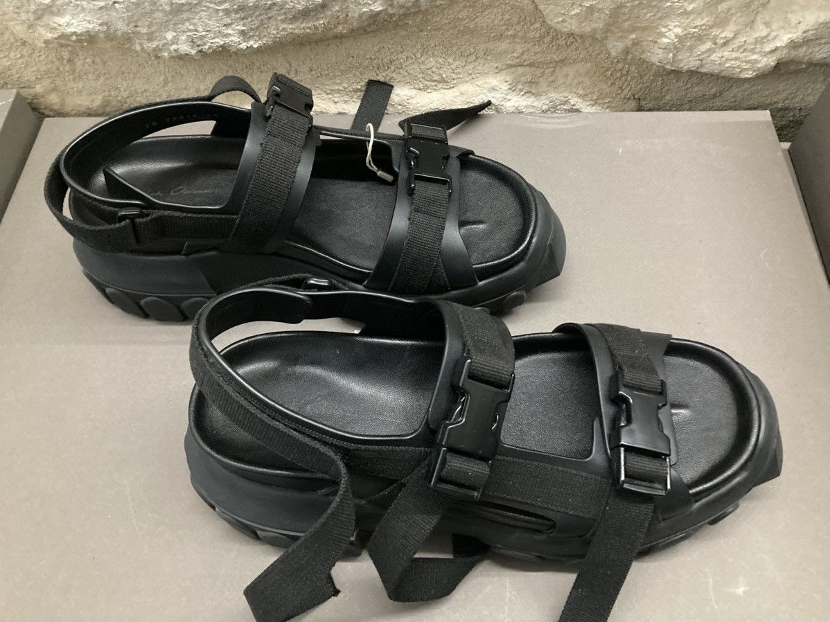 Rick Owens NEVER WORN / Rick Owens Tractor Sandals Size US 8 / EU 41 - 3 Thumbnail