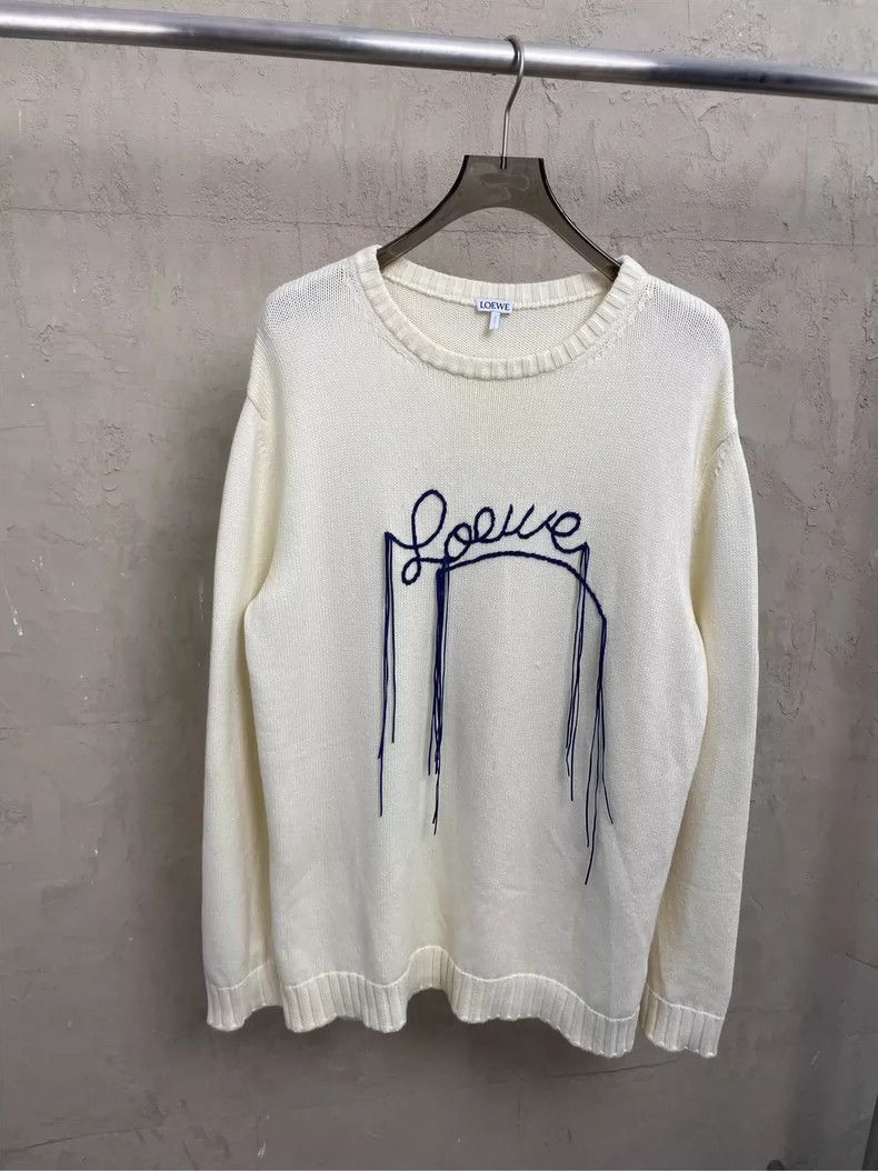 Loewe Loewe White Embroidered Logo Round Neck Sweater - dmc Size US M / EU 48-50 / 2 - 1 Thumbnail