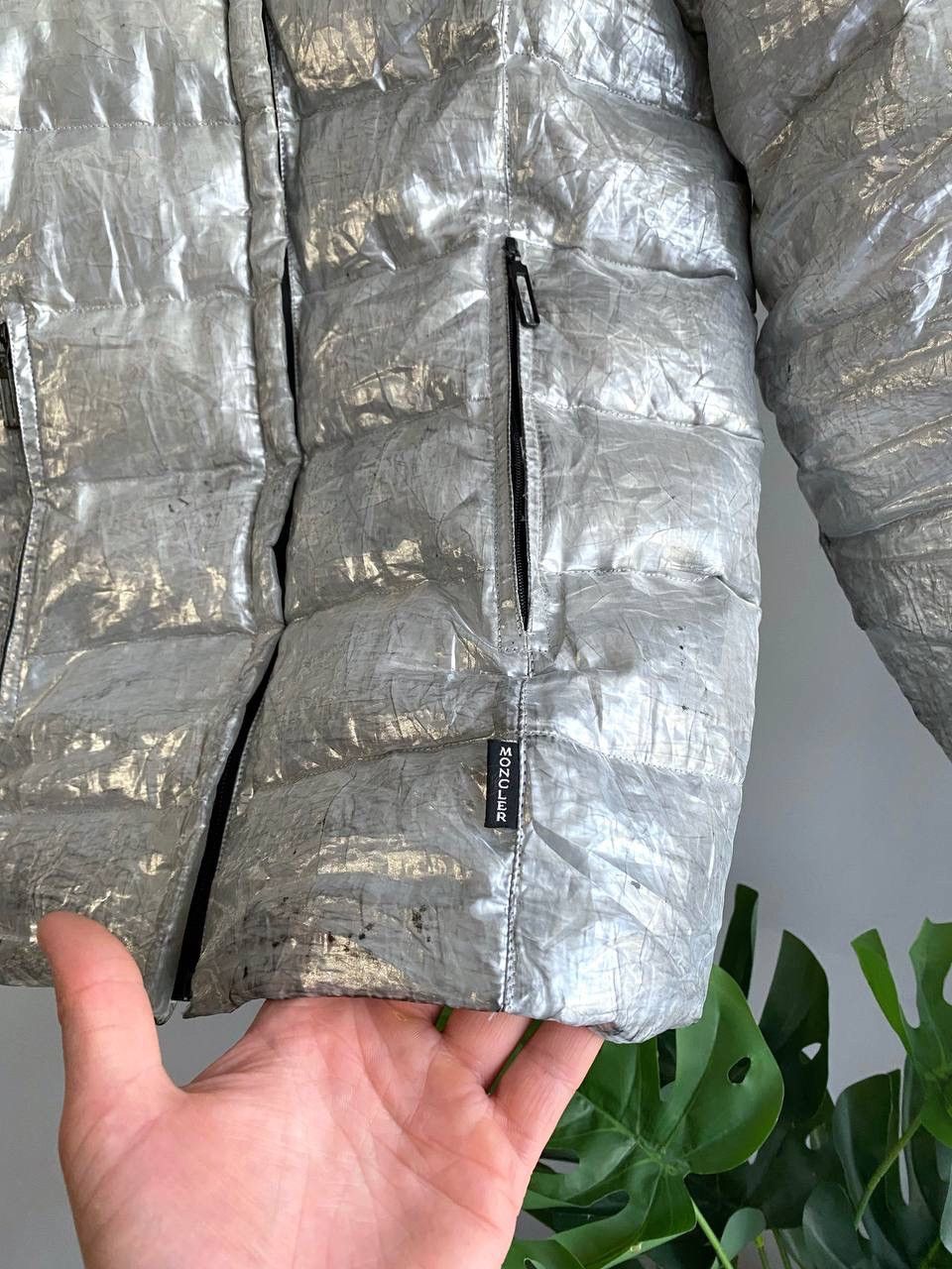 Moncler Vintage Moncler Grenoble Womens Metallic Puffer Jacket Sz 40 Size S / US 4 / IT 40 - 7 Thumbnail