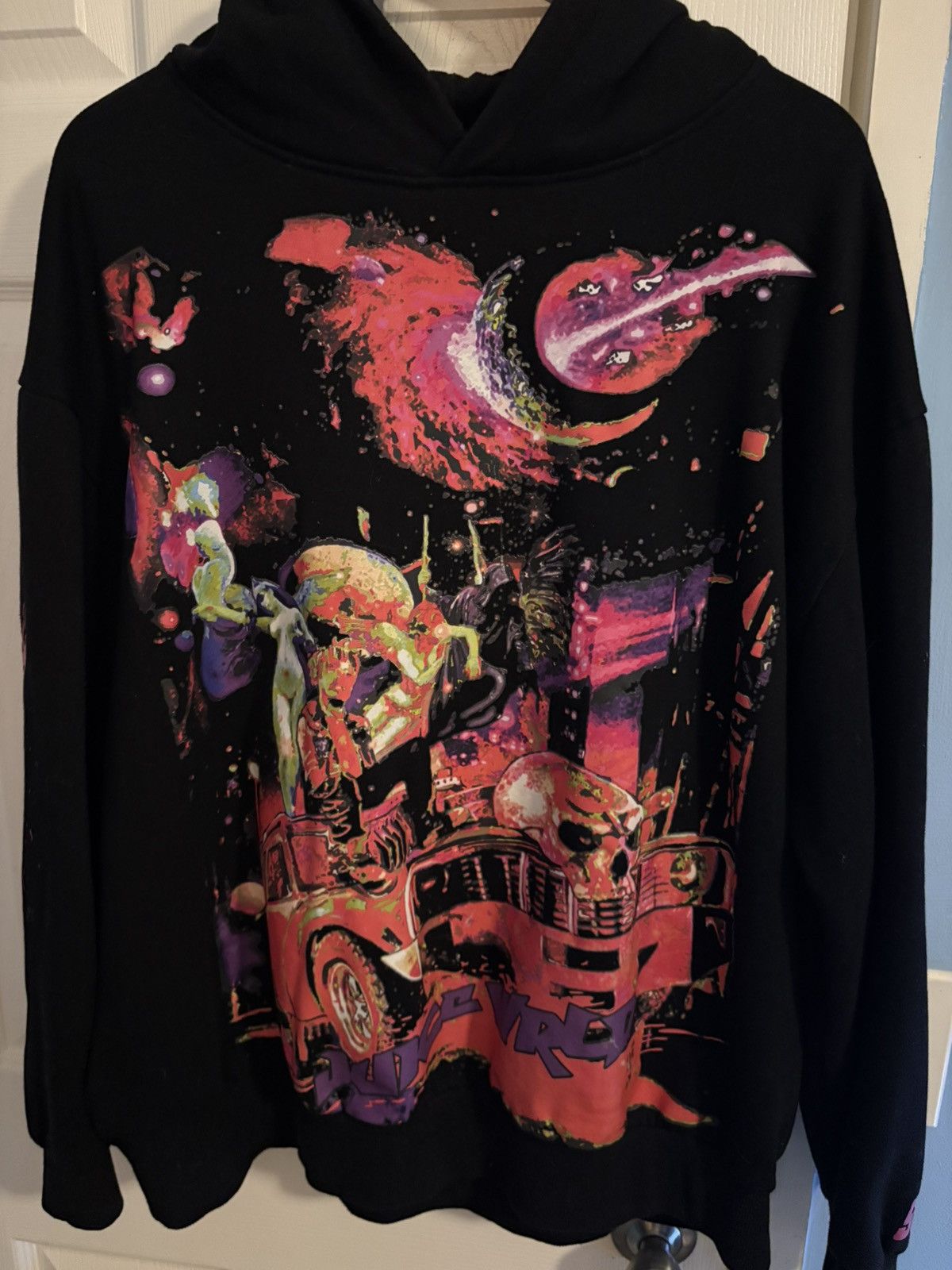999 Club × Vlone Vlone x 999Club Juice Wrld Galaxy Hoodie Size US XL / EU 56 / 4 - 2 Thumbnail