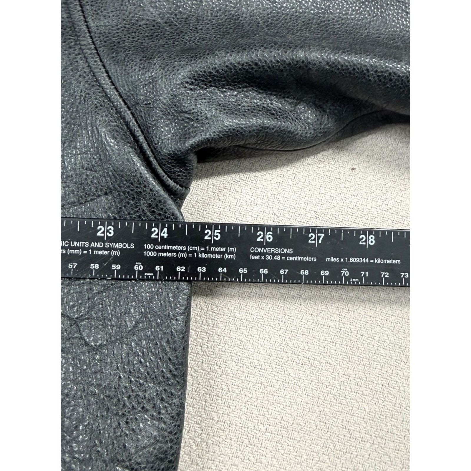Eddie Bauer Eddie Bauer Leather Bomber Jacket Mens XL Gray Distressed Faded Size US XL / EU 56 / 4 - 4 Thumbnail