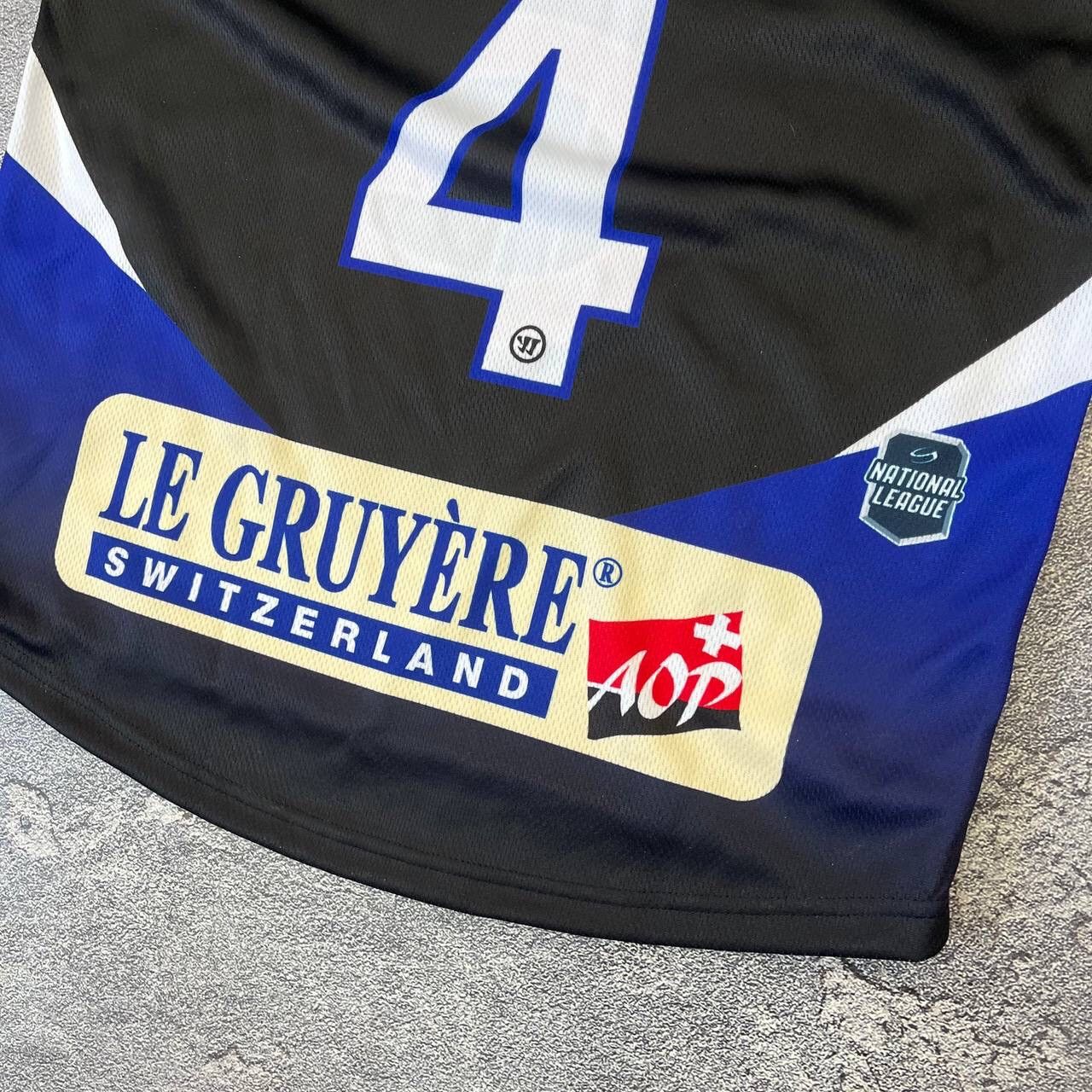 Other Hokey Jersey HC Fribourg Gottéron Trikot ELI #4 Jersey 22/23 Size US XS / EU 42 / 0 - 2 Thumbnail