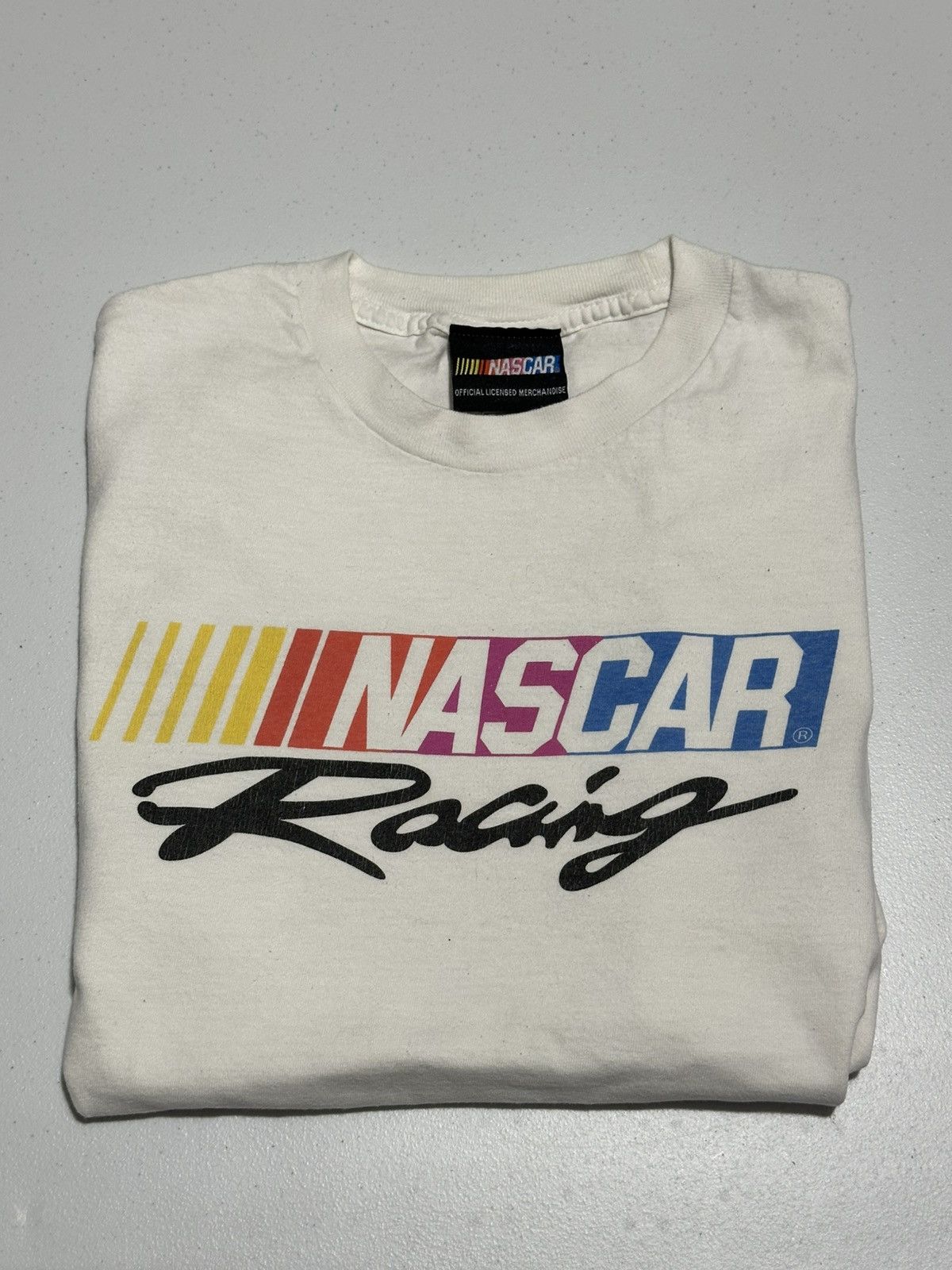 NASCAR Vintage Nascar Racing White Spell out T-shirt Size US L / EU 52-54 / 3 - 1 Thumbnail