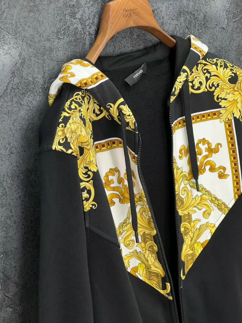 Other Versace Medusa print cotton jacket Size US M / EU 48-50 / 2 - 6 Thumbnail