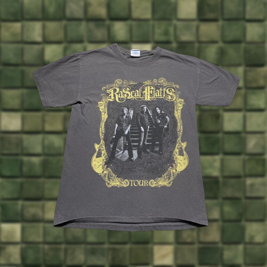 Gildan Rascal Flatts Mens Shirt Small Gray Tour Tee Gildan Casual T-Shirt Logo Cotton Short Sleeve Crew Neck Size US S / EU 44-46 / 1 - 1 Thumbnail