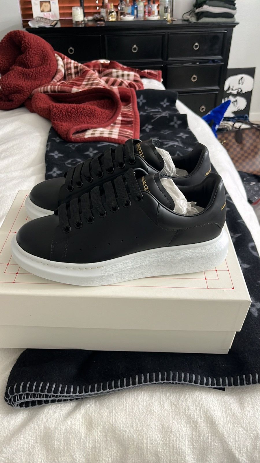 Alexander McQueen Alexander McQueen Oversized Sole Sneaker Size US 9 / EU 42 - 3 Thumbnail