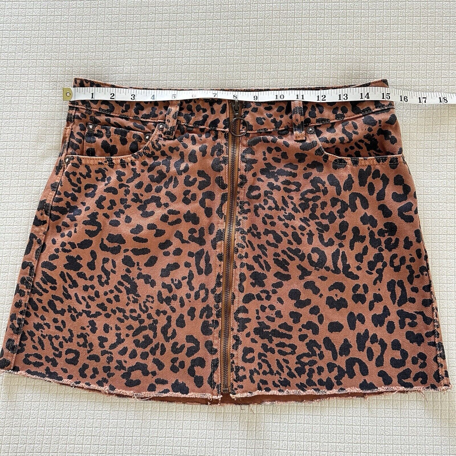 Free People Free People We The Free Leopard Denim Mini Skirt Size 28 Size 28" / US 6 / IT 42 - 13 Thumbnail