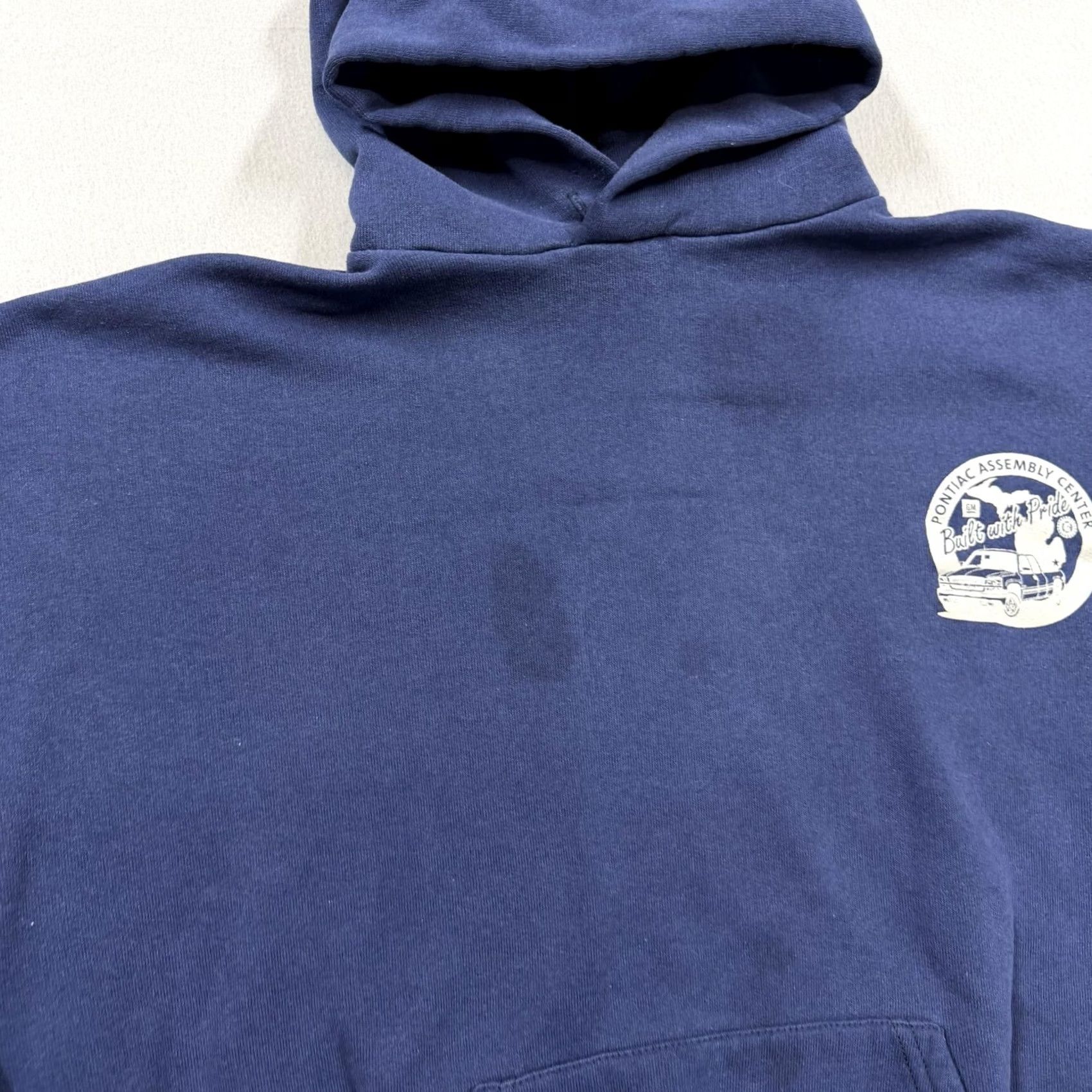 Vintage VINTAGE Pontiac Assembly Center Hoodie Sweatshirt Mens XL Blue Fleece Graphic Size US XL / EU 56 / 4 - 2 Thumbnail