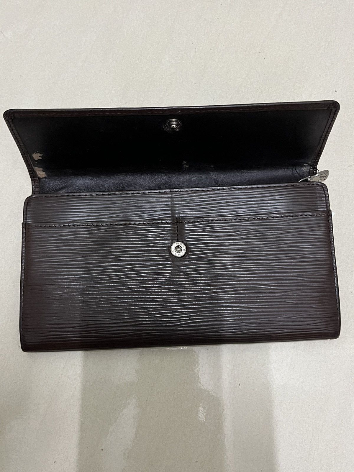 Louis Vuitton Louis vuitton epi long wallet Size ONE SIZE - 3 Thumbnail