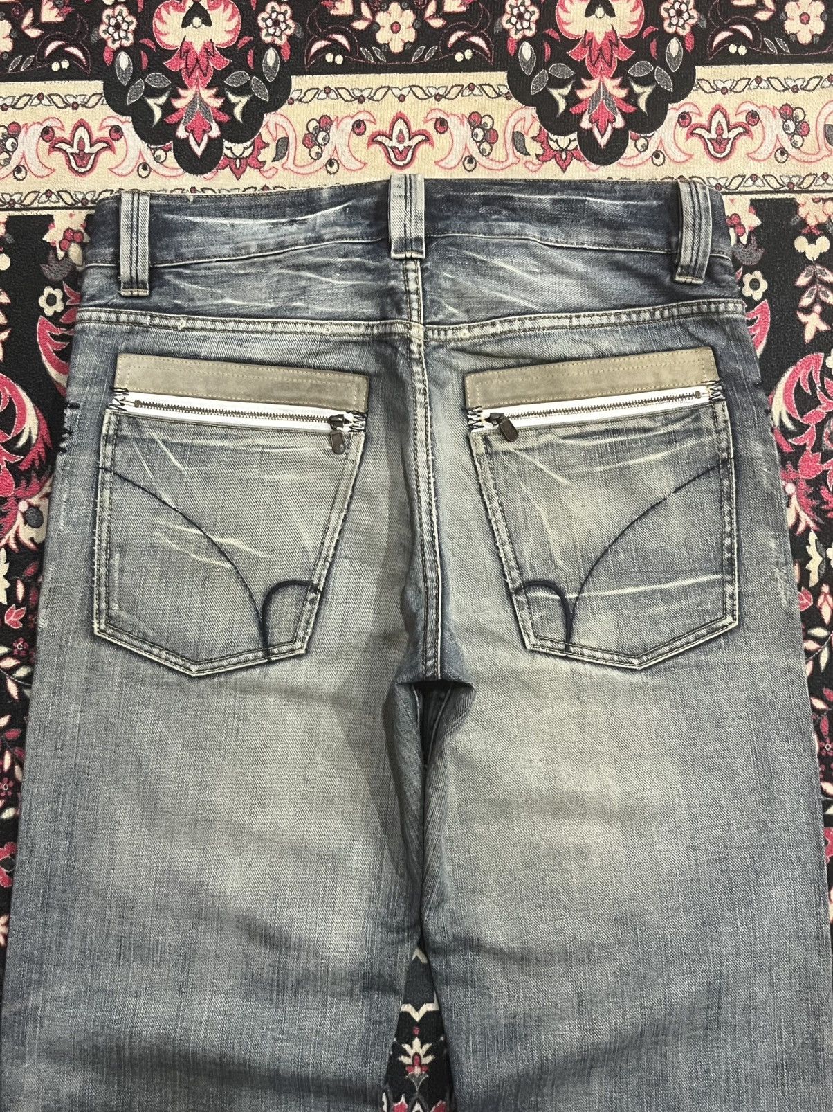 Japanese Brand Vintage Back Number Blue Washed Distressed Loose Fit Jeans Size US 32 / EU 48 - 7 Thumbnail