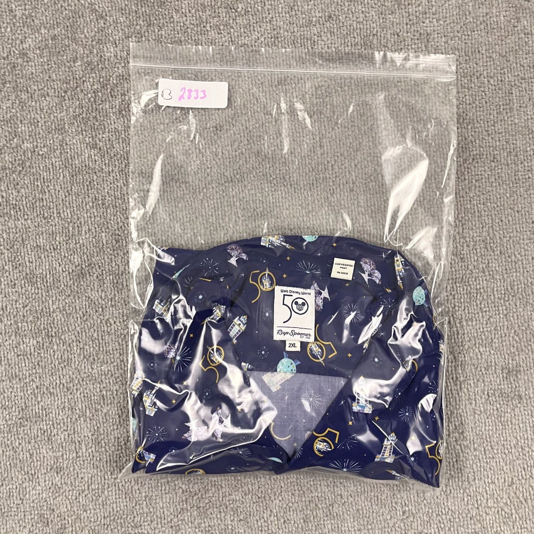 Reyn Spooner VINTAGE Reyn Spooner x Walt Disney 50th Anniversary Camp Button Up Shirt Mens 2XL Blue Geometric Mickey Mouse 90s Mens Size US XXL / EU 58 / 5 - 7 Thumbnail