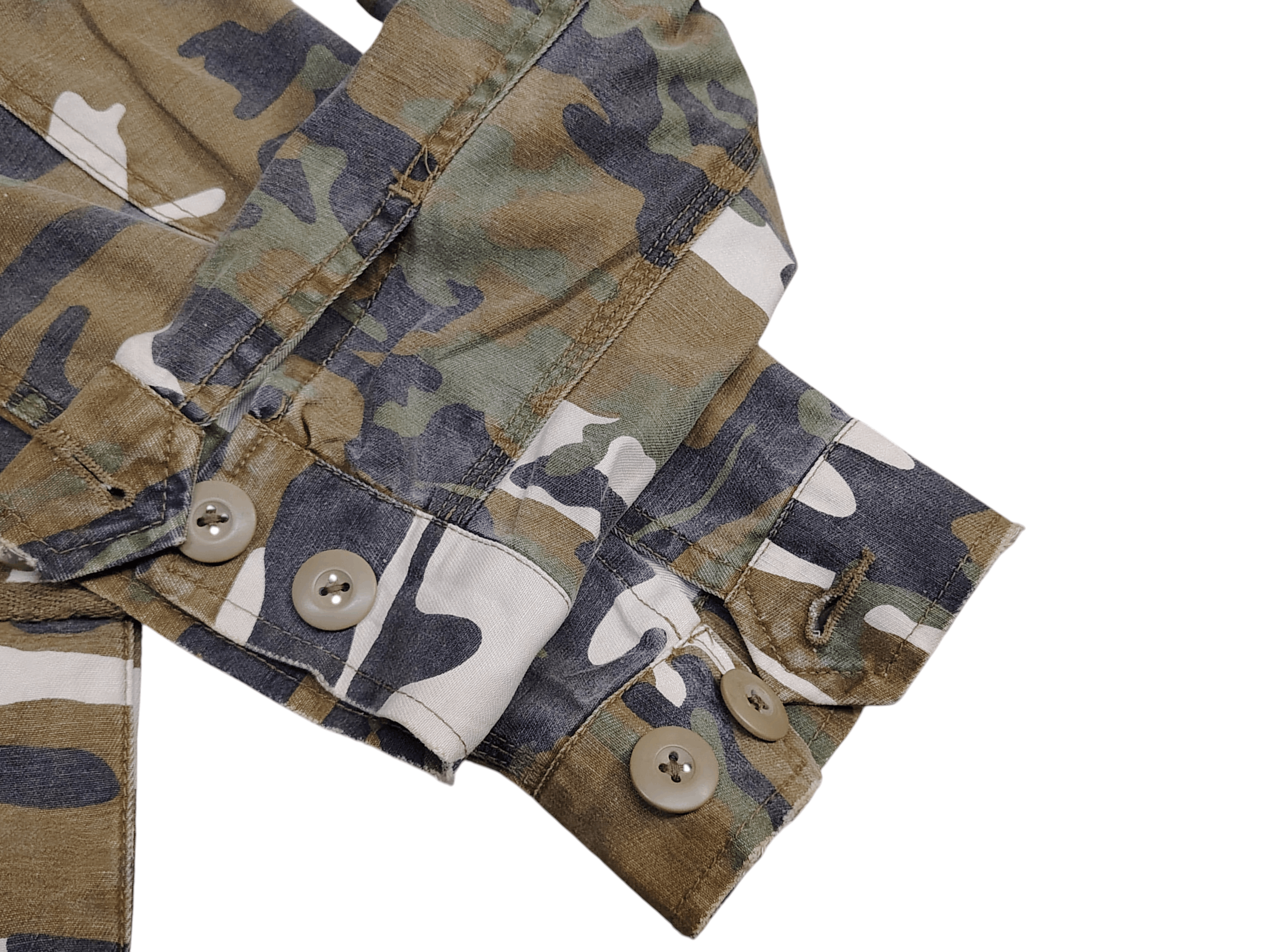Japanese Brand surplus camouflage jacket Size US L / EU 52-54 / 3 - 7 Thumbnail