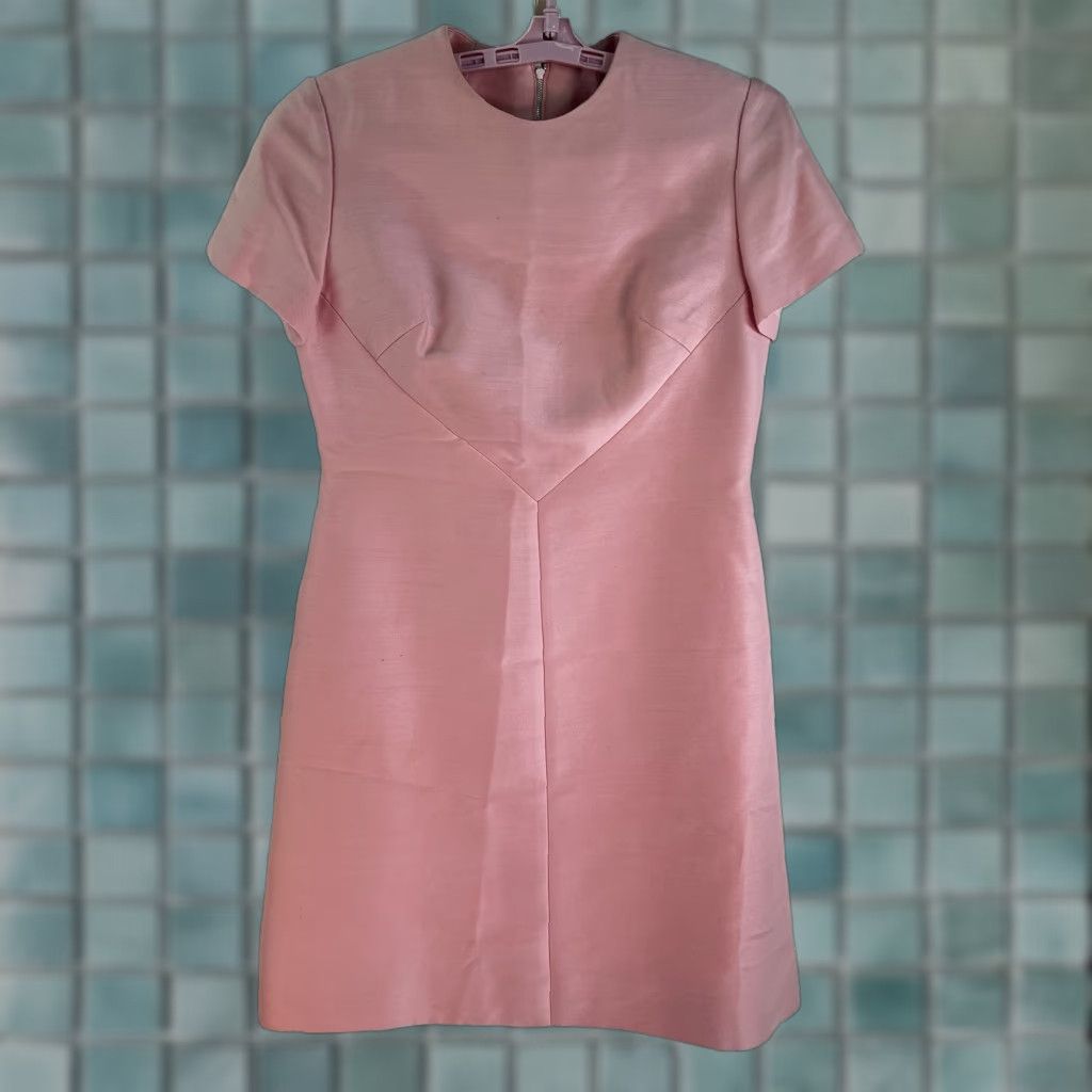 Vintage 60's-70's Mardi Gras NY Shift Dress Womens Size 12 Peach Jackie O