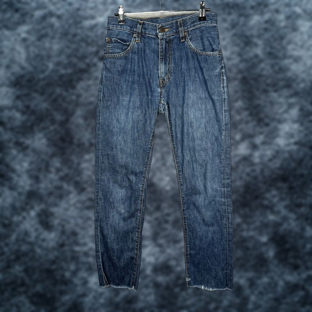 Levi's Levis Jeans Distressed 26 x 32 Womens 100% Cotton Denim Straight 5-Pocket Blue Size 26" / US 2 / IT 38 - 1 Thumbnail