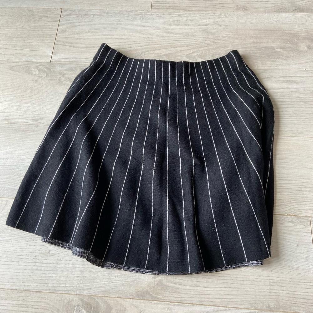Zara Zara Black and White Striped Skater Skirt Size 32" / US 10 / IT 46 - 1 Thumbnail
