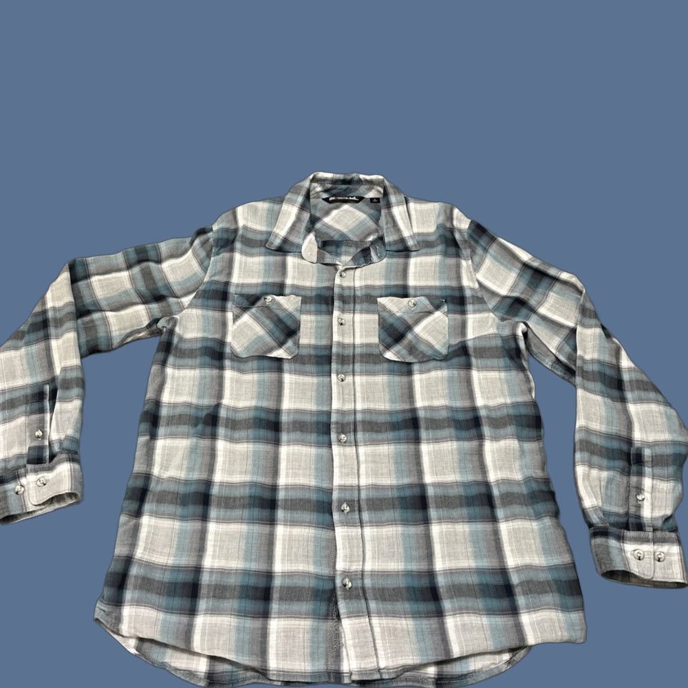TravisMathew Travis Mathew Flannel Shirt Mens XL Gray Plaid Lightweight Rayon Blend Button Up Size US XL / EU 56 / 4 - 1 Thumbnail
