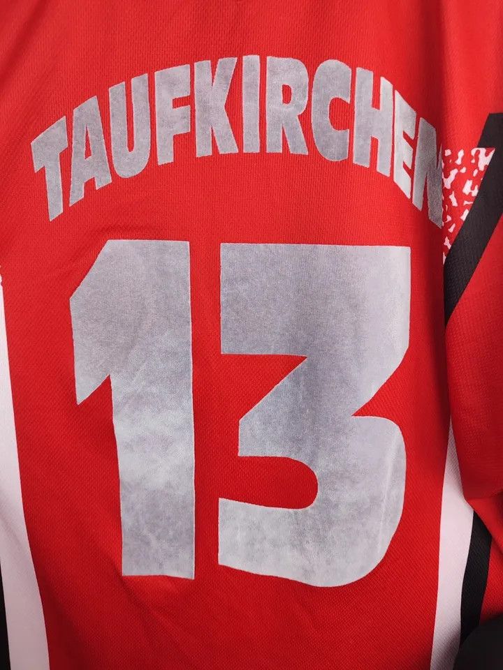 Vintage Rare Vintage Spvgg Unterhaching # Taufkirchen FOOTBALL Size US XL / EU 56 / 4 - 6 Thumbnail