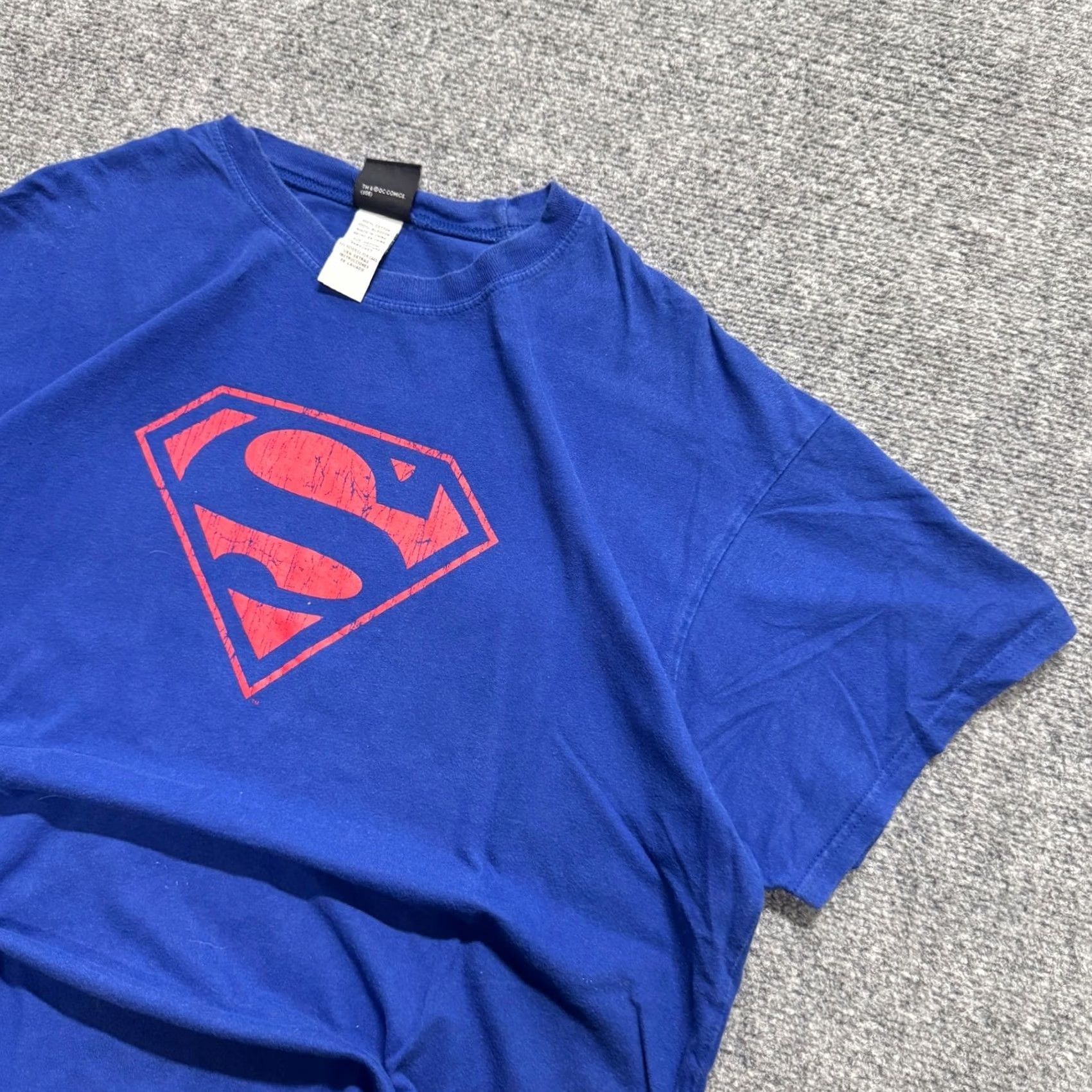 Logo 7 VTG DC Super Man T-Shirt Shirt Men Small Logo Cotton Faded Blue Comics Superhero 90s Distressed Mens Shirt Size US S / EU 44-46 / 1 - 2 Thumbnail