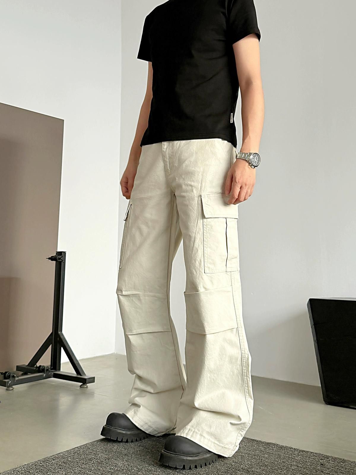 Other Multi Pocket Wide Leg Cargo Pants Size US 32 / EU 48 - 4 Thumbnail
