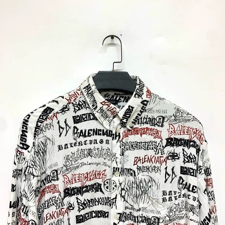 Balenciaga Balenciaga size 37 Full Print Letter Shirt Size US XS / EU 42 / 0 - 3 Thumbnail