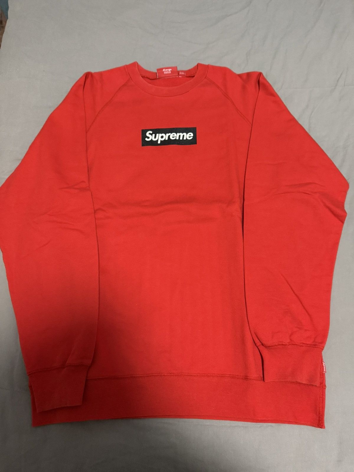 Supreme Supreme 2007 black on red screenprint box logo crewneck Size US XL / EU 56 / 4 - 1 Thumbnail