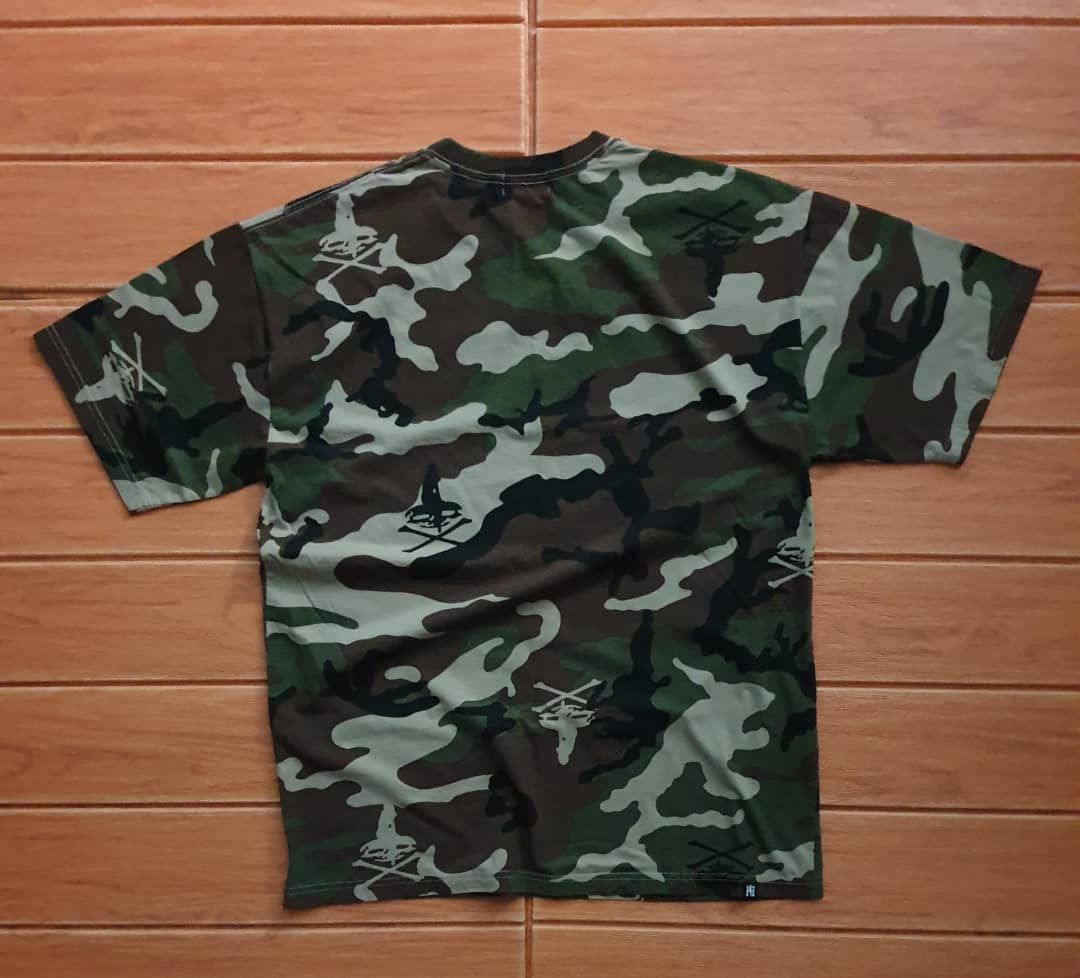 Hysteric Glamour 💥Hysteric glamour bear camo skull Japanese brand shirt Size US M / EU 48-50 / 2 - 4 Thumbnail