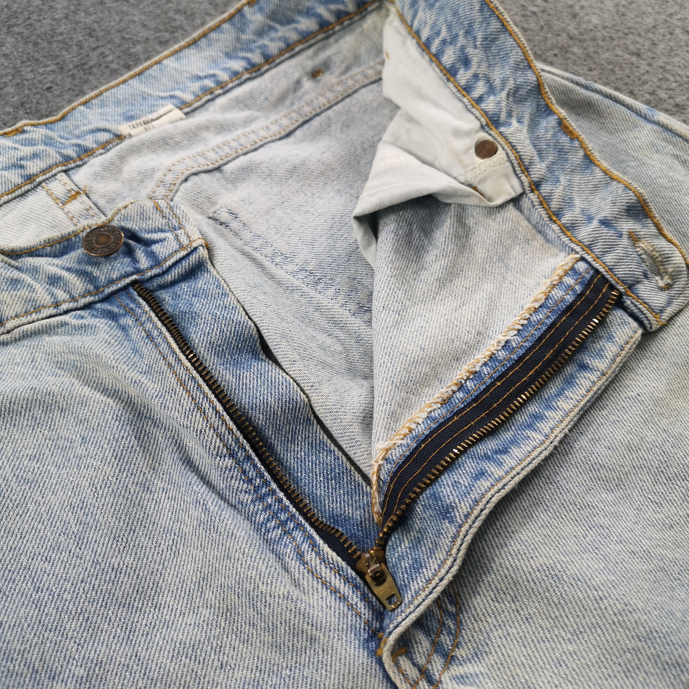 Levi's × Vintage Vintage Light Wash Levis 560 Orange Tab Jeans -JM1070 Size US 34 / EU 50 - 8 Thumbnail